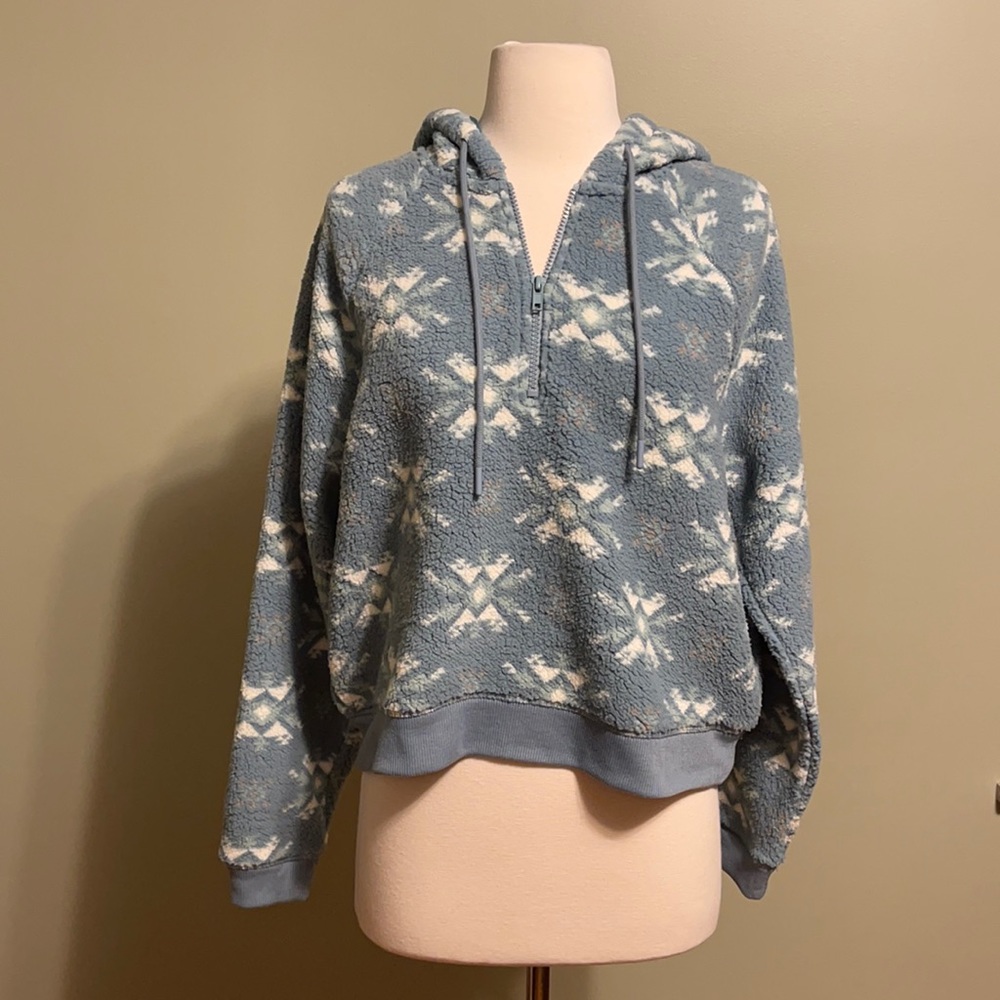 Women’s Size Small Blue Sherpa 1/2 Zip Pullover Sweatshirt Jacket w/ Hood